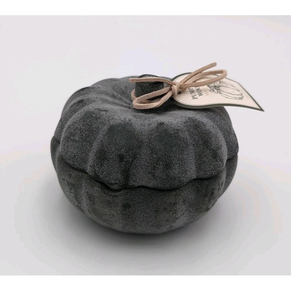 Threshold 5oz Pumpkin Glass Candle 2-Wick Pumpkin Woods
